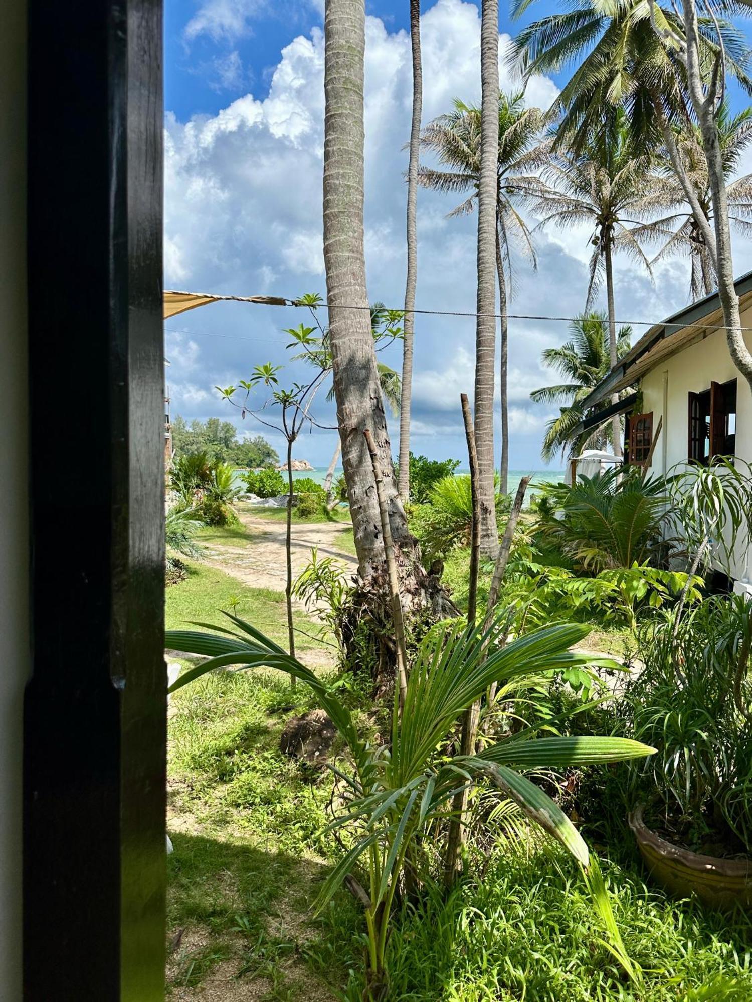 2bd Beachfront House In Chaloclum * Mae Haad