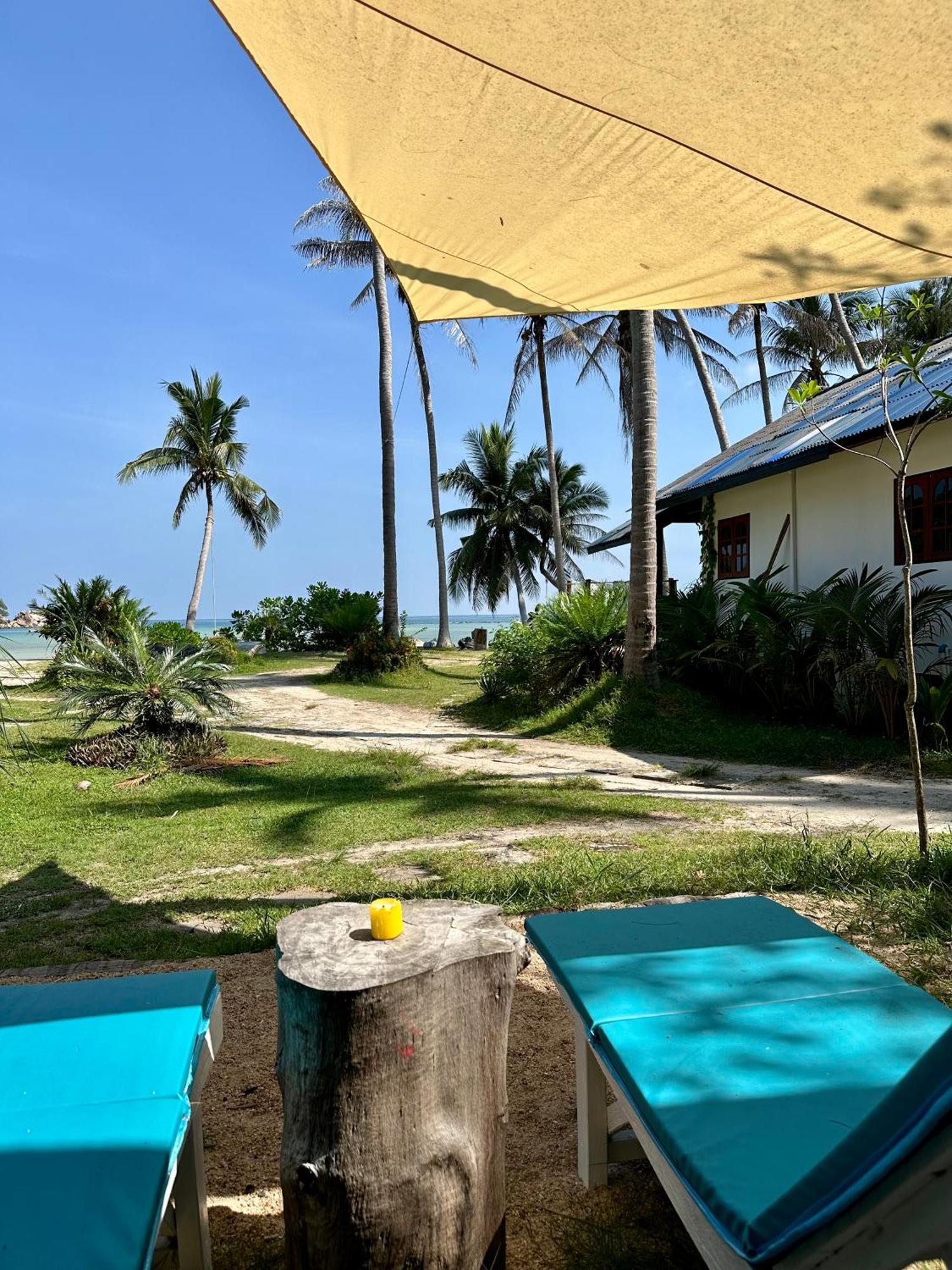 2bd Beachfront House In Chaloclum Rumah liburan