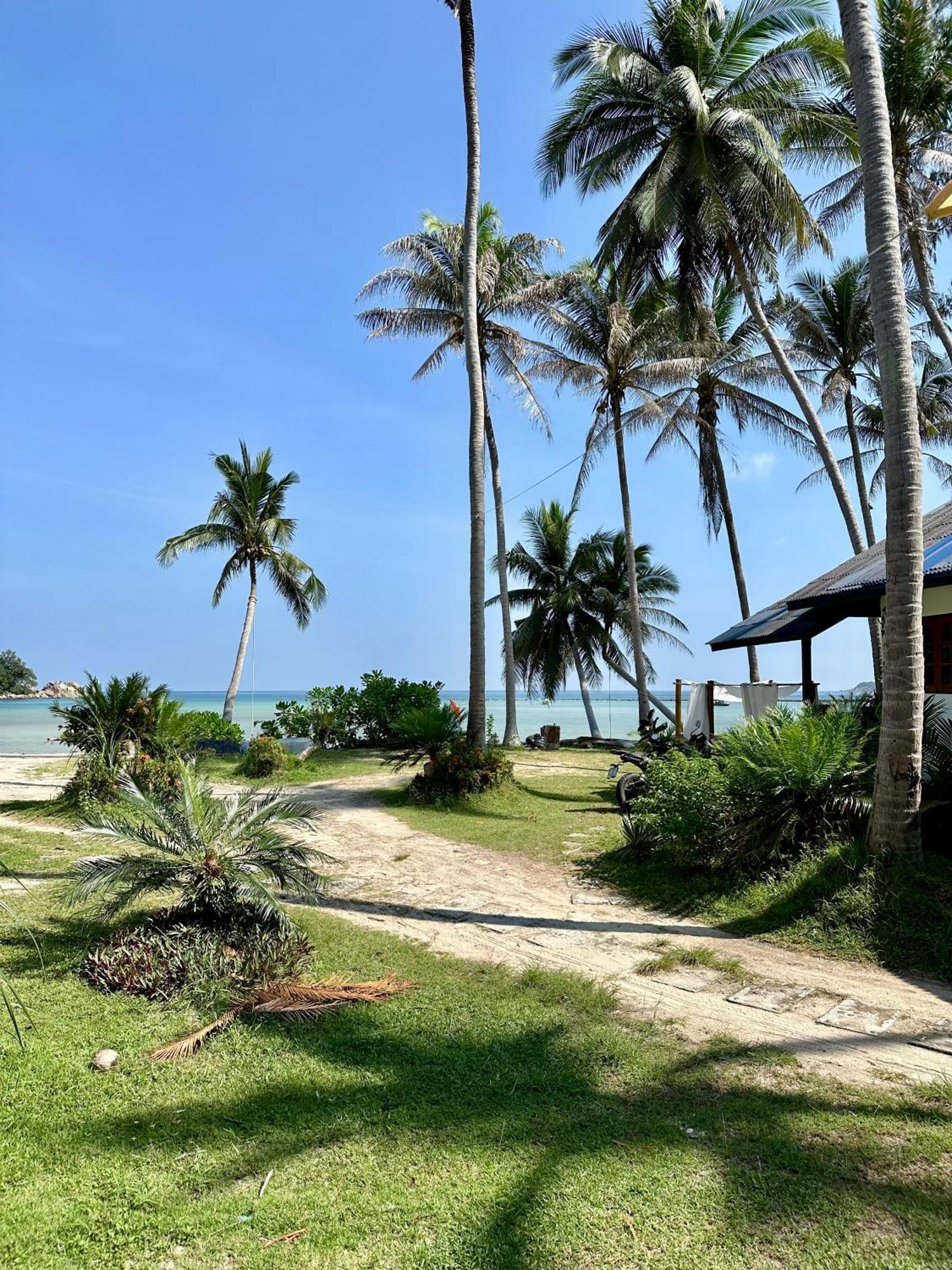 2bd Beachfront House In Chaloclum Сasa de vacaciones