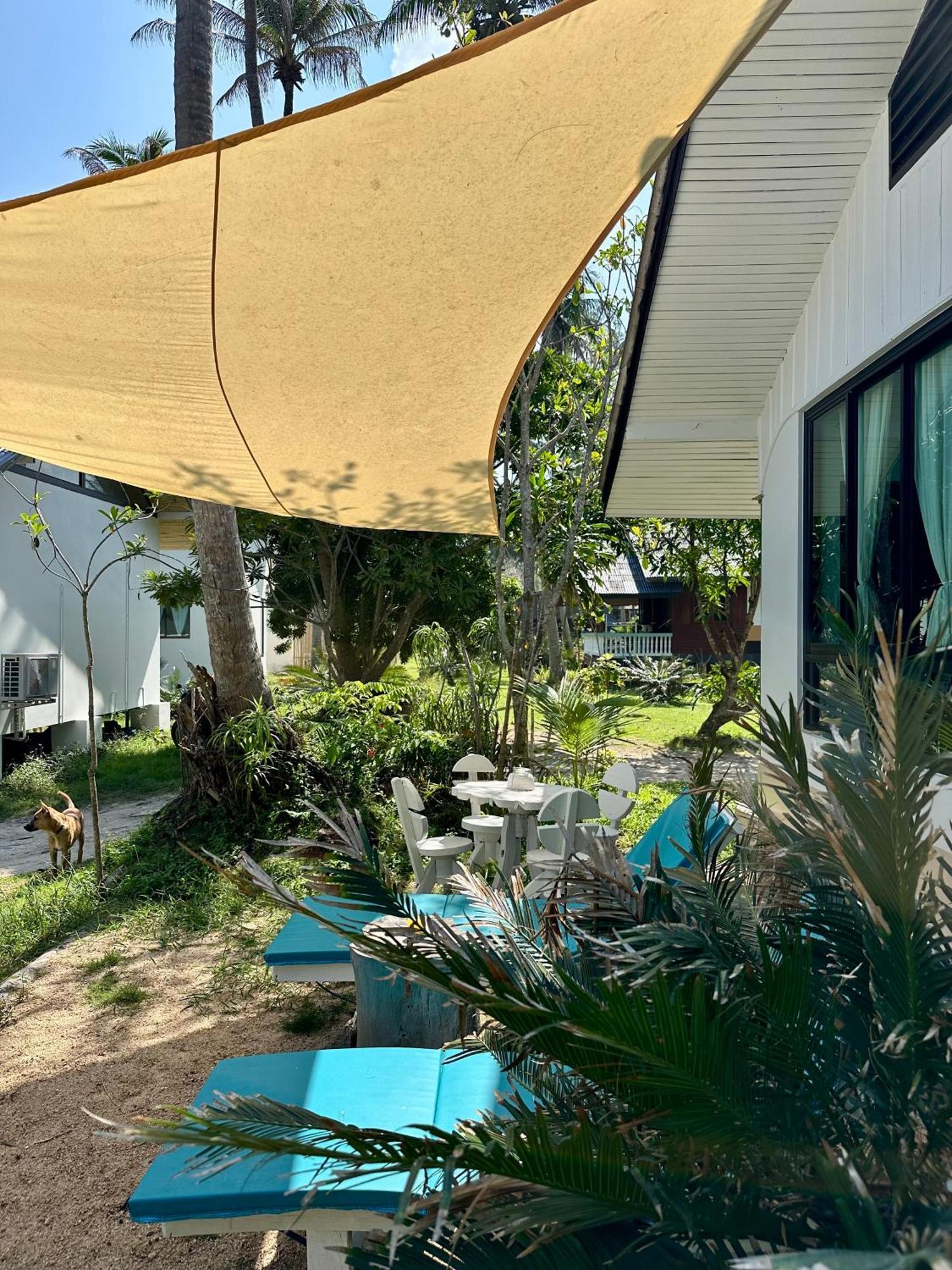 2bd Beachfront House In Chaloclum * Mae Haad
